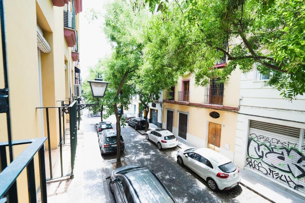 Apartamento En San Bernardo, El Barrio Torero Sevilla Bagian luar foto